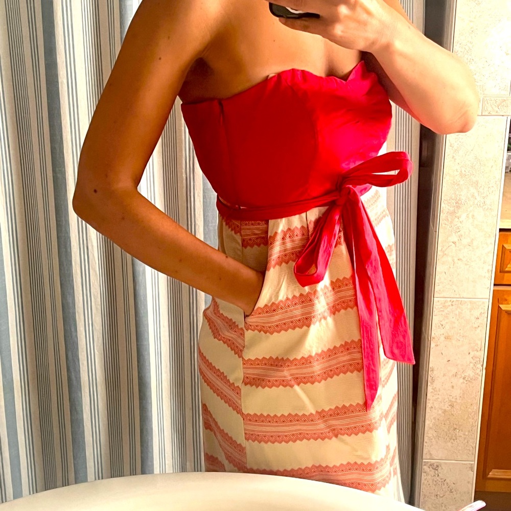 Strapless coral Maeve by Anthropologie dress with pockets!